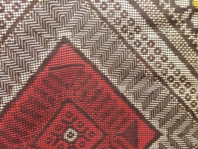 JAPANESE KIMONO / ANTIQUE KIMONO / SILK / DORO OSHIMA TSUMUGI / WOVEN GEOMETRIC PATTERN